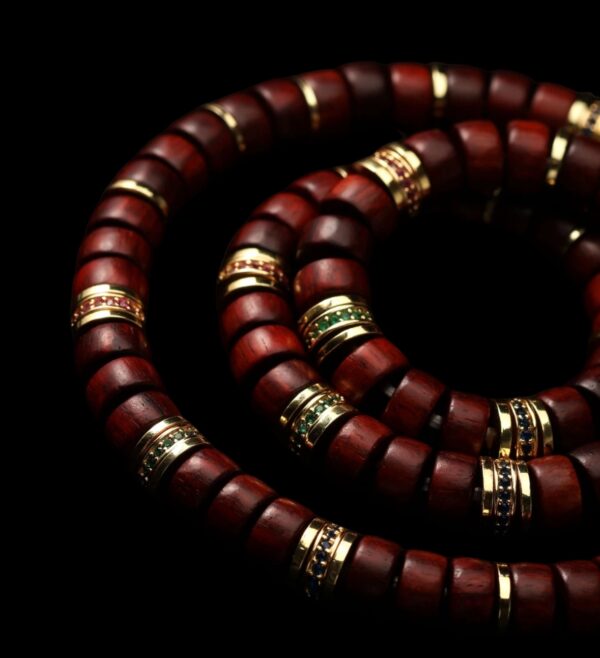 Royal Sandalwood Disc Mala Bracelet - Image 4